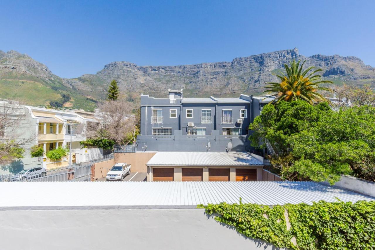 Sutton Place 57 Apartment Cape Town